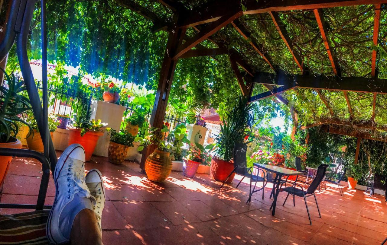 Ulysses Hotel เมโธนี ภายนอก รูปภาพ